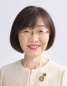 井出　晴美