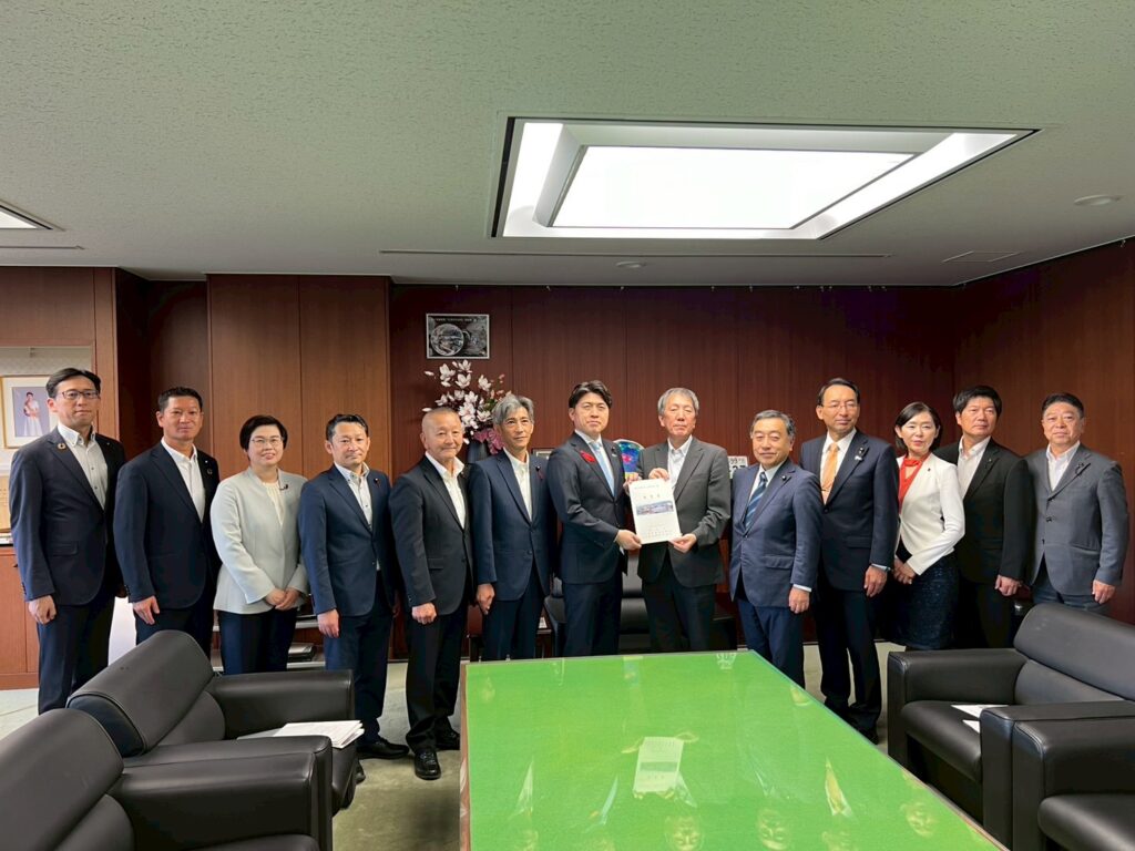 中野洋昌国土交通大臣に静岡県議員団が静岡市の要望を実施！